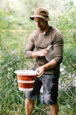 Відро Tribe Water Bucket Lid 5 л силіконове з кришкою T-FJ-0049, terracota T-FJ-0049-terracota фото